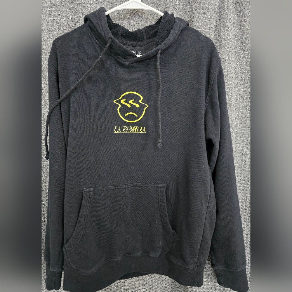 Black and Yellow Sweatshirt Hoodie LA FAMILIA
